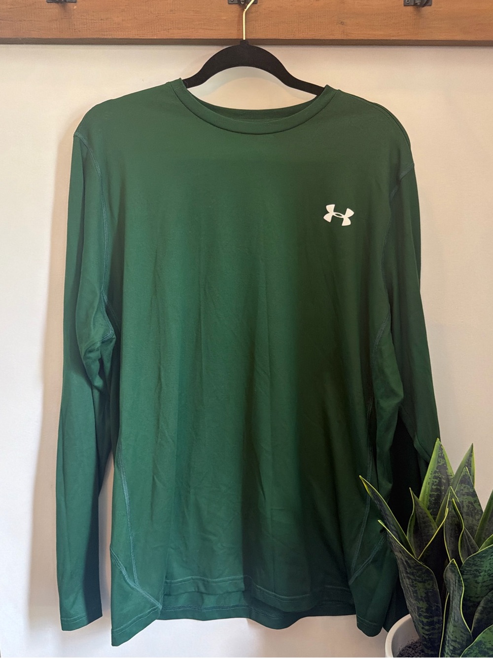Under Armour Men’s Long Sleeve Performance Tee — Green